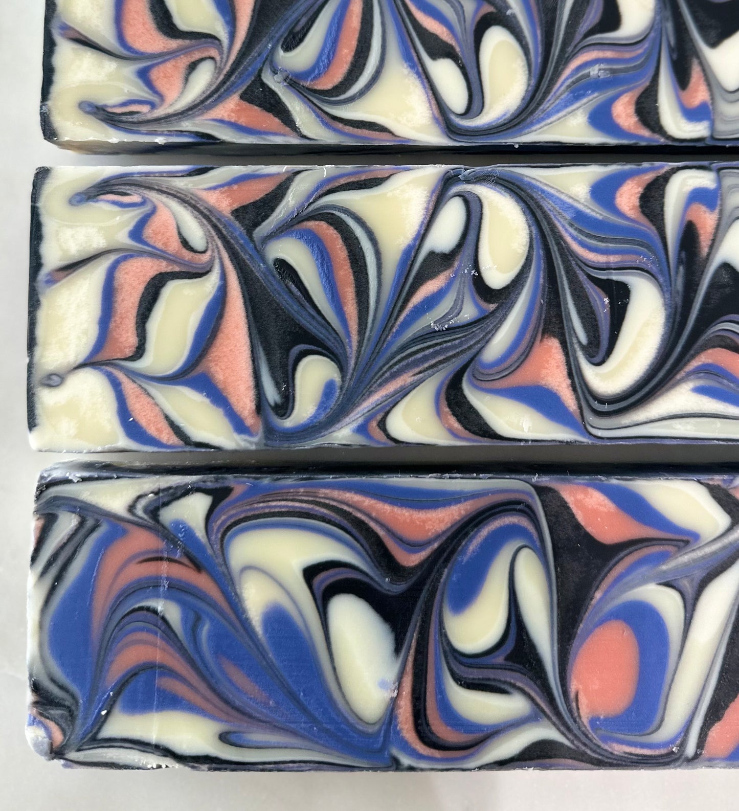 🍃 Tea Tree Swirl Soap